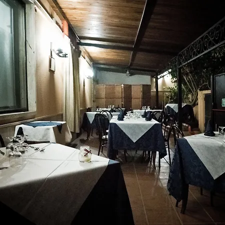 Hotel Artu 3*